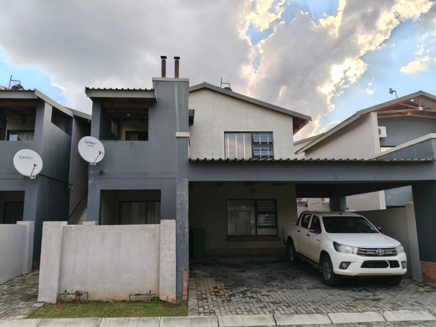 2 Bedroom Property for Sale in Waterkloof A H North West